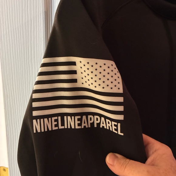 Nine Line Apparel Sweatshirt Black Hoodie SZ S Military Vet Gear Army - Picture 2 of 8